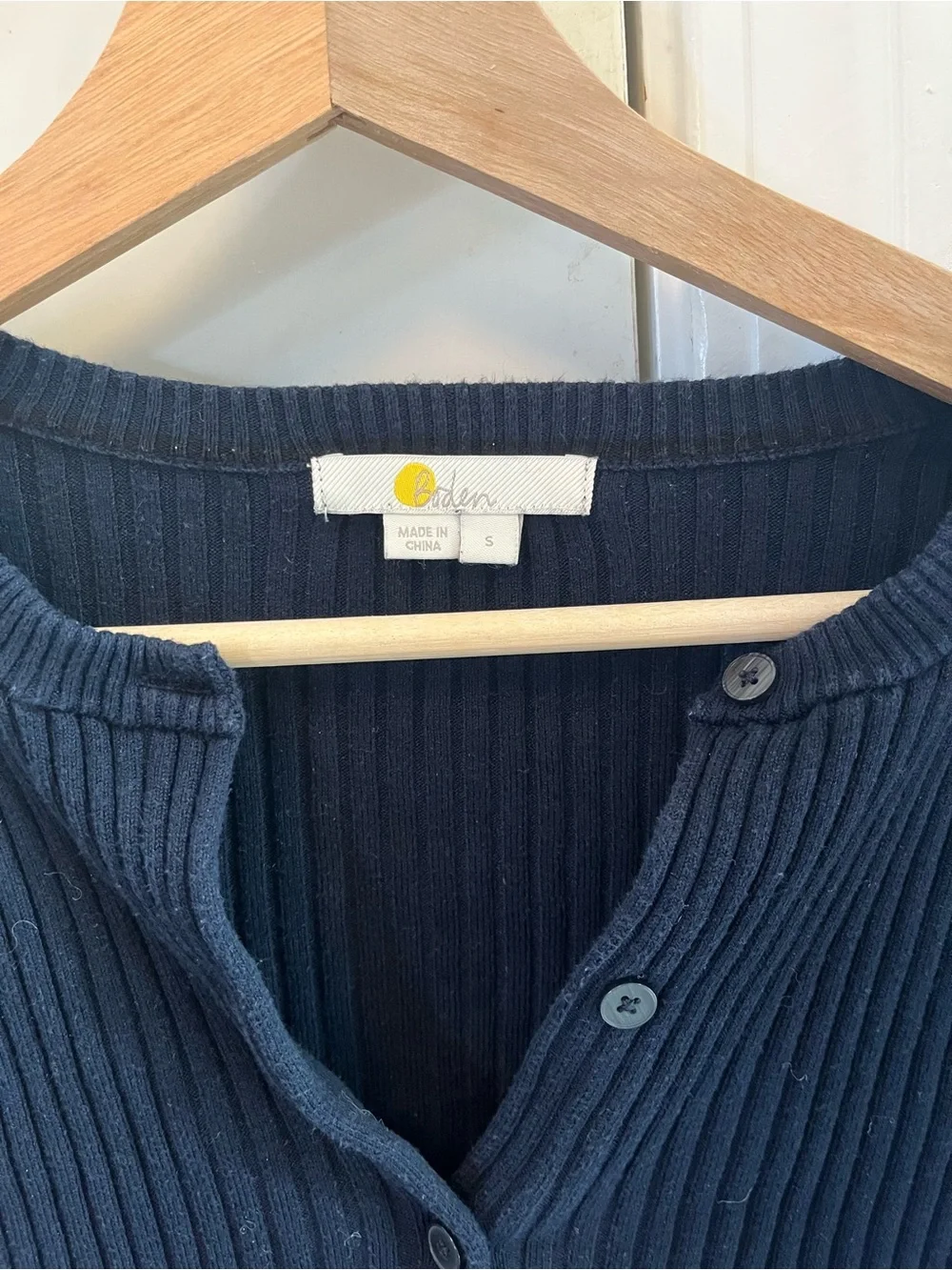 Boden Navy Ribbed V-Neck Button Cardigan